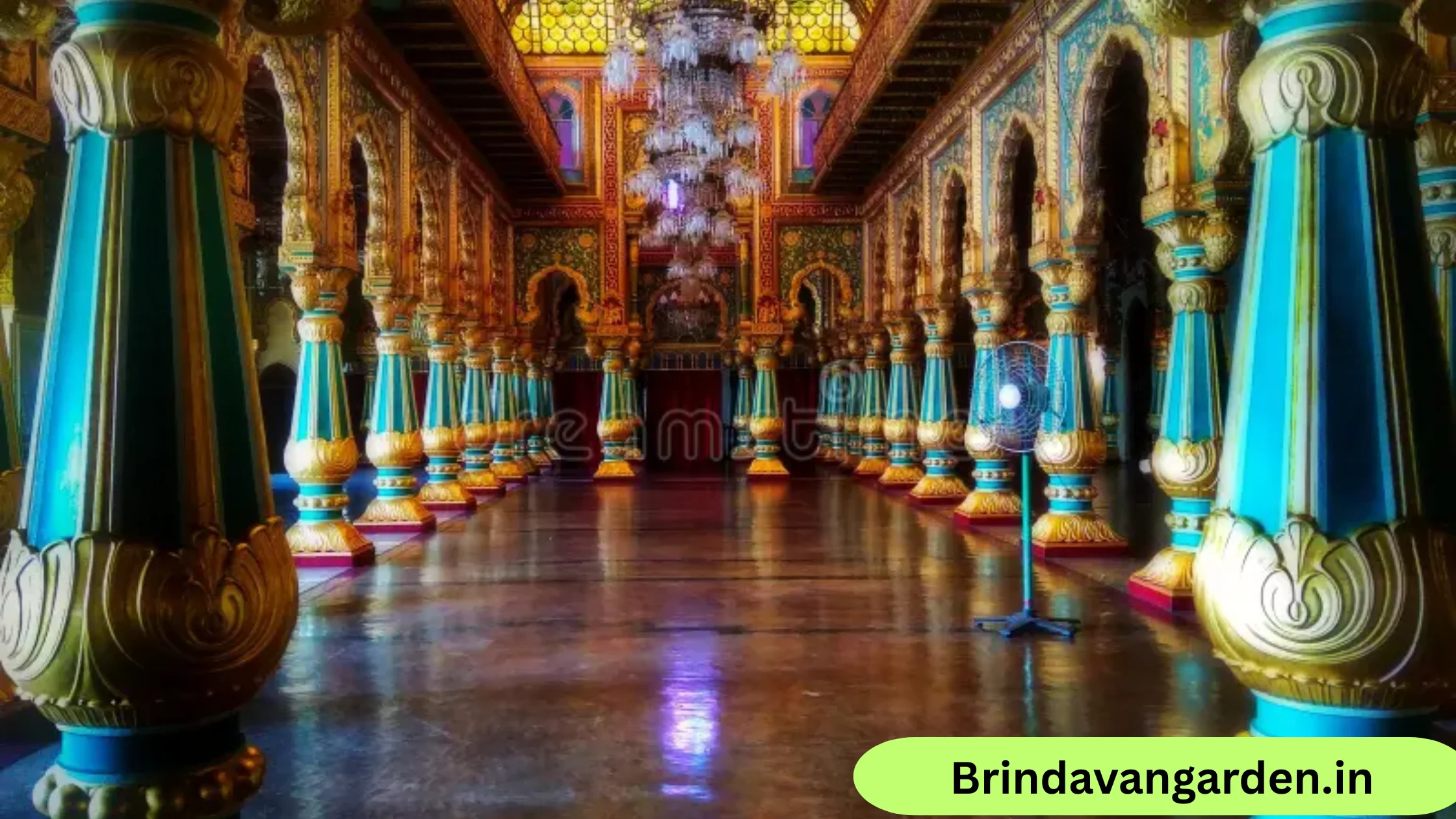 who built mysore palace